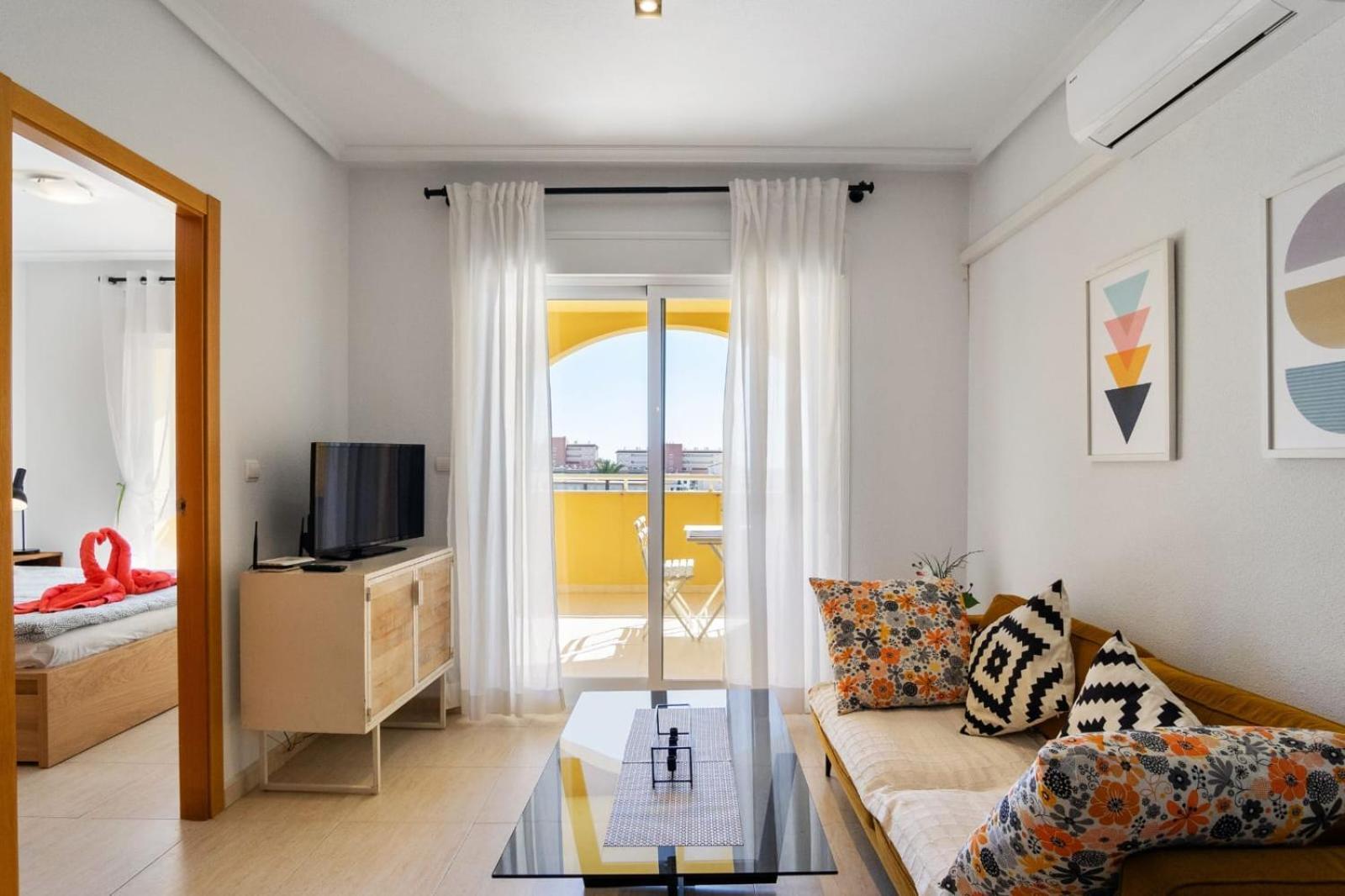 Nice Modern 2 Bed Apartment In Torrievieja Torrevieja Bagian luar foto