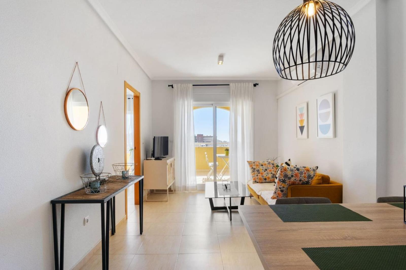 Nice Modern 2 Bed Apartment In Torrievieja Torrevieja Bagian luar foto