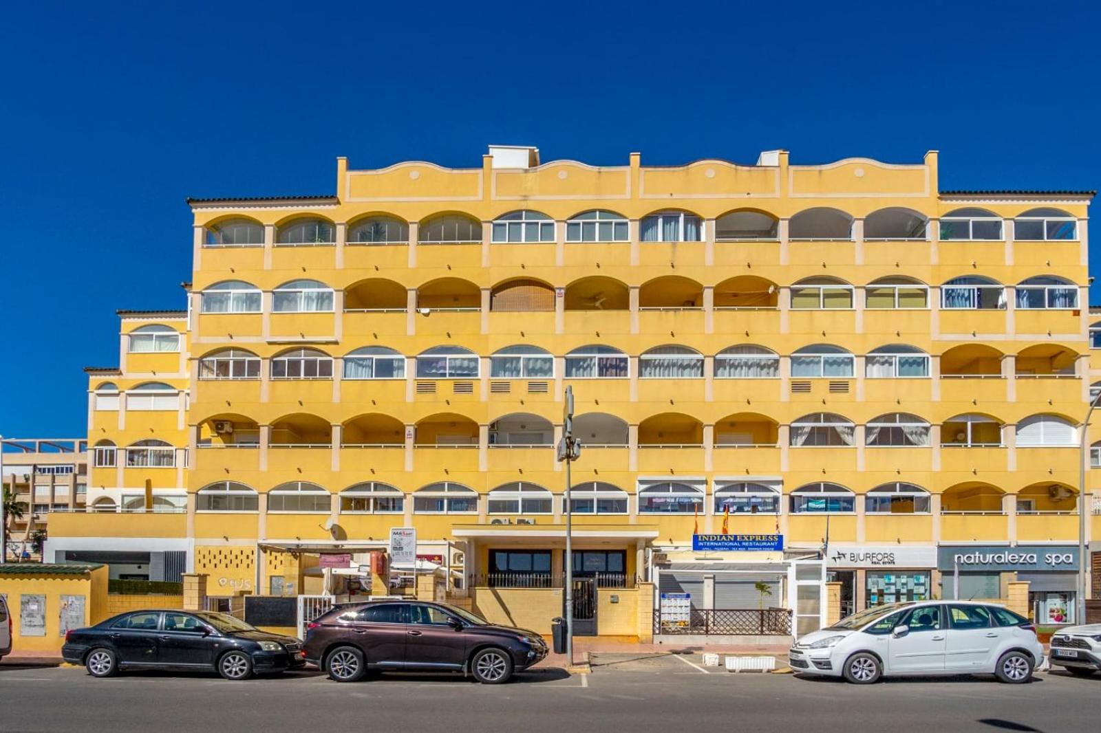 Nice Modern 2 Bed Apartment In Torrievieja Torrevieja Bagian luar foto