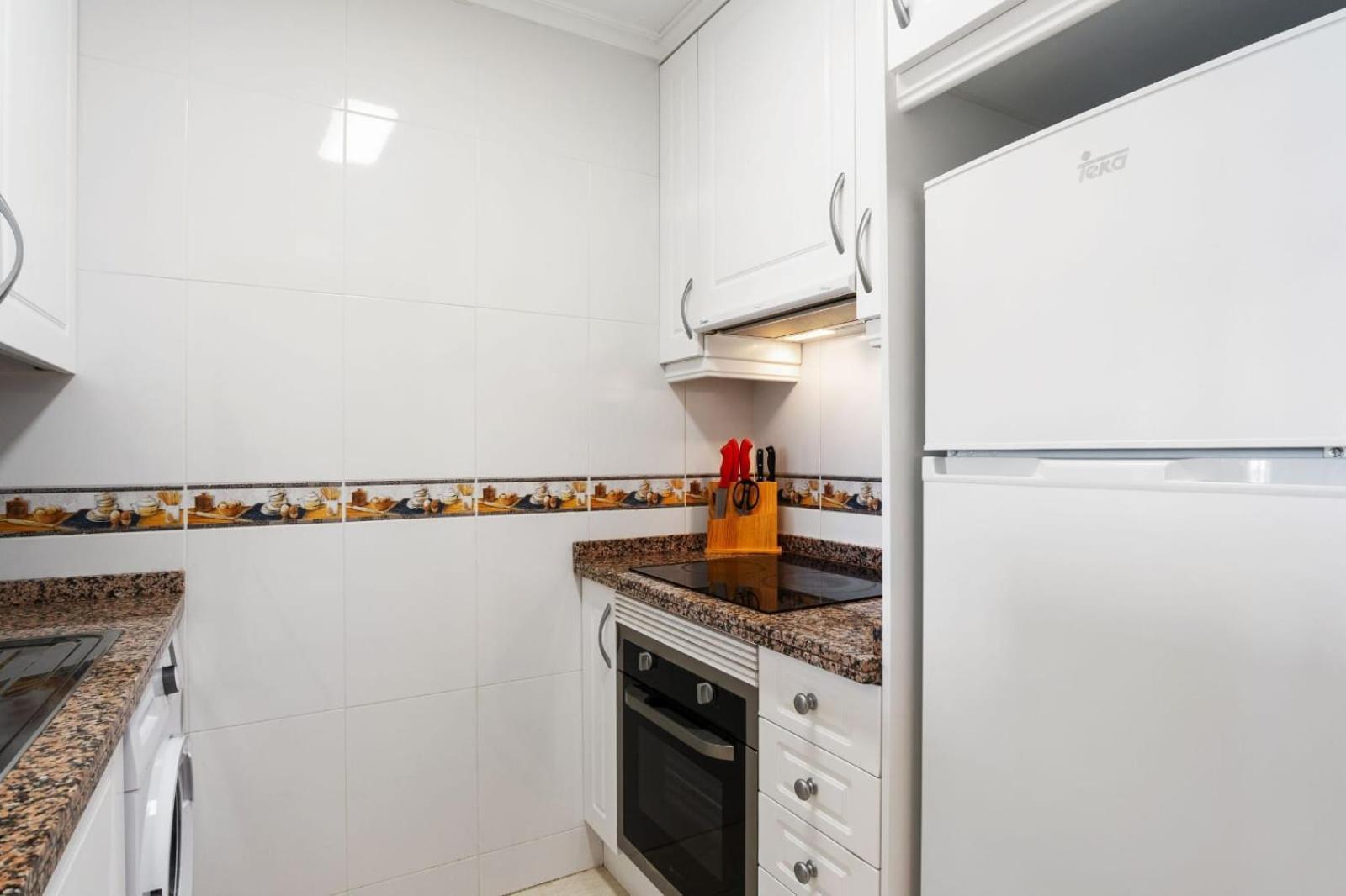 Nice Modern 2 Bed Apartment In Torrievieja Torrevieja Bagian luar foto